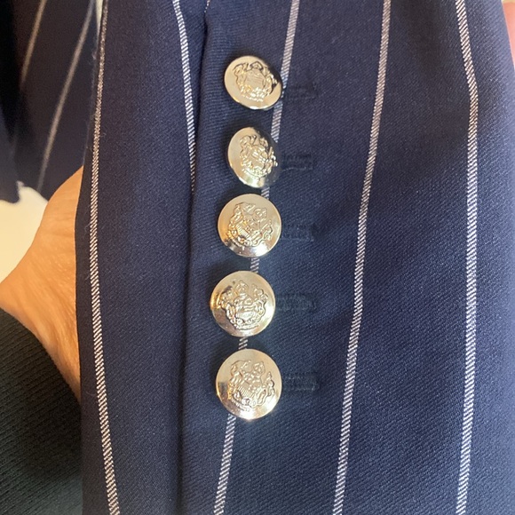Classic Blue & White Double Breast Pinstriped Blazer - Medium - Picture 5 of 9